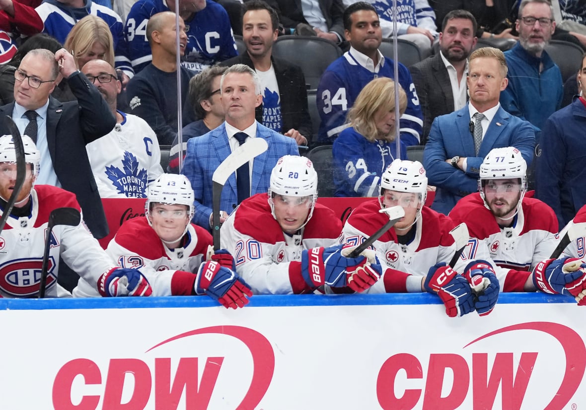 https://sportsnaut.com/wp-content/uploads/2025/11/NHL-Montreal-Canadiens-at-Toronto-Maple-Leafs-27277743-1180x826.jpg
