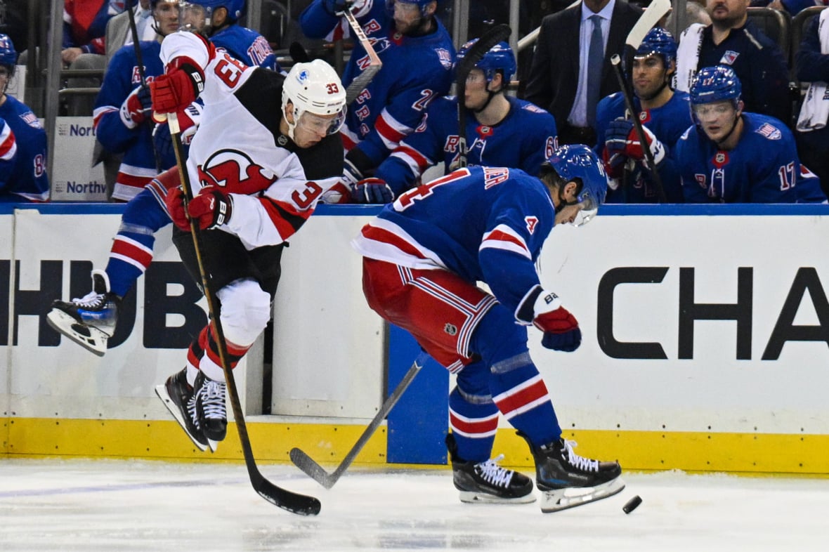 https://sportsnaut.com/wp-content/uploads/2025/11/NHL-Preseason-New-Jersey-Devils-at-New-York-Rangers-27229764-1180x786.jpg