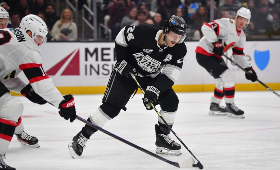 https://sportsnaut.com/wp-content/uploads/2025/12/NHL-Ottawa-Senators-at-Los-Angeles-Kings-27674791-scaled-e1765915531805-1180x716.jpg