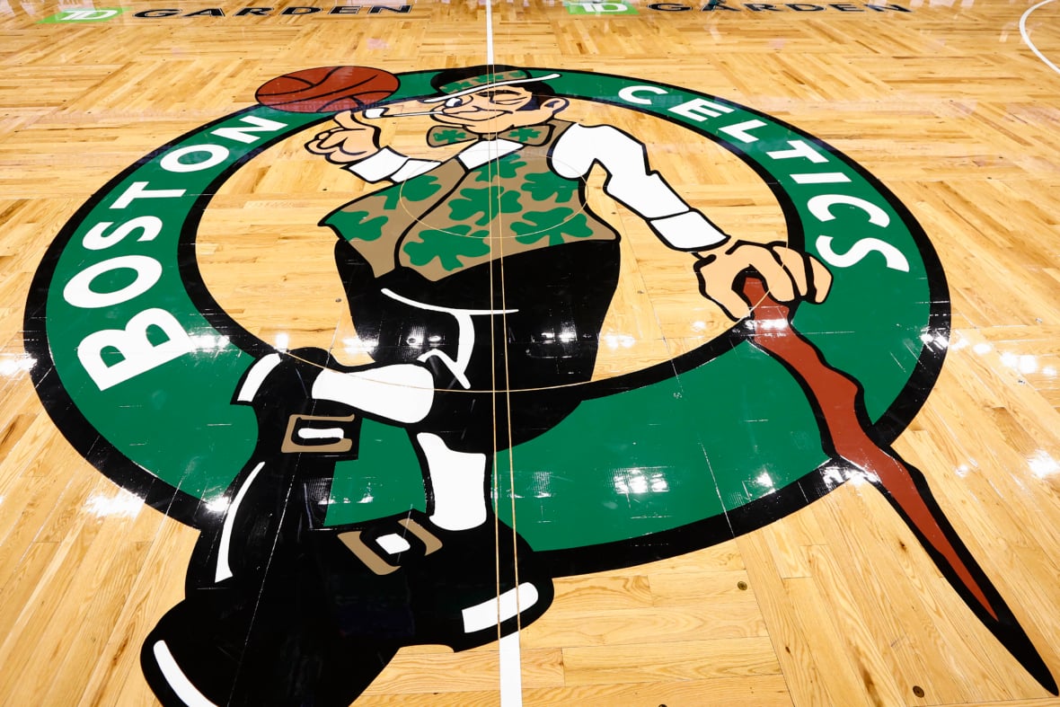 https://sportsnaut.com/wp-content/uploads/2026/01/NBA-Philadelphia-76ers-at-Boston-Celtics-27392008-1180x787.jpg
