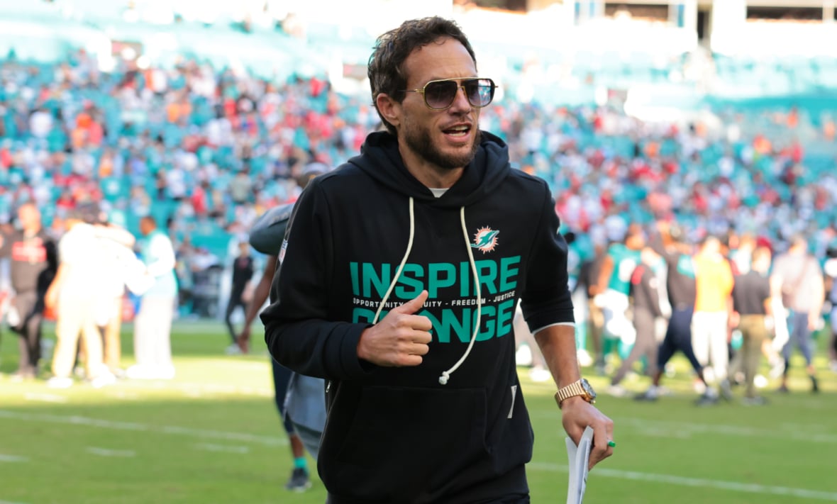 https://sportsnaut.com/wp-content/uploads/2026/01/NFL-Tampa-Bay-Buccaneers-at-Miami-Dolphins-27894967-scaled-e1767890754315-1180x711.jpg