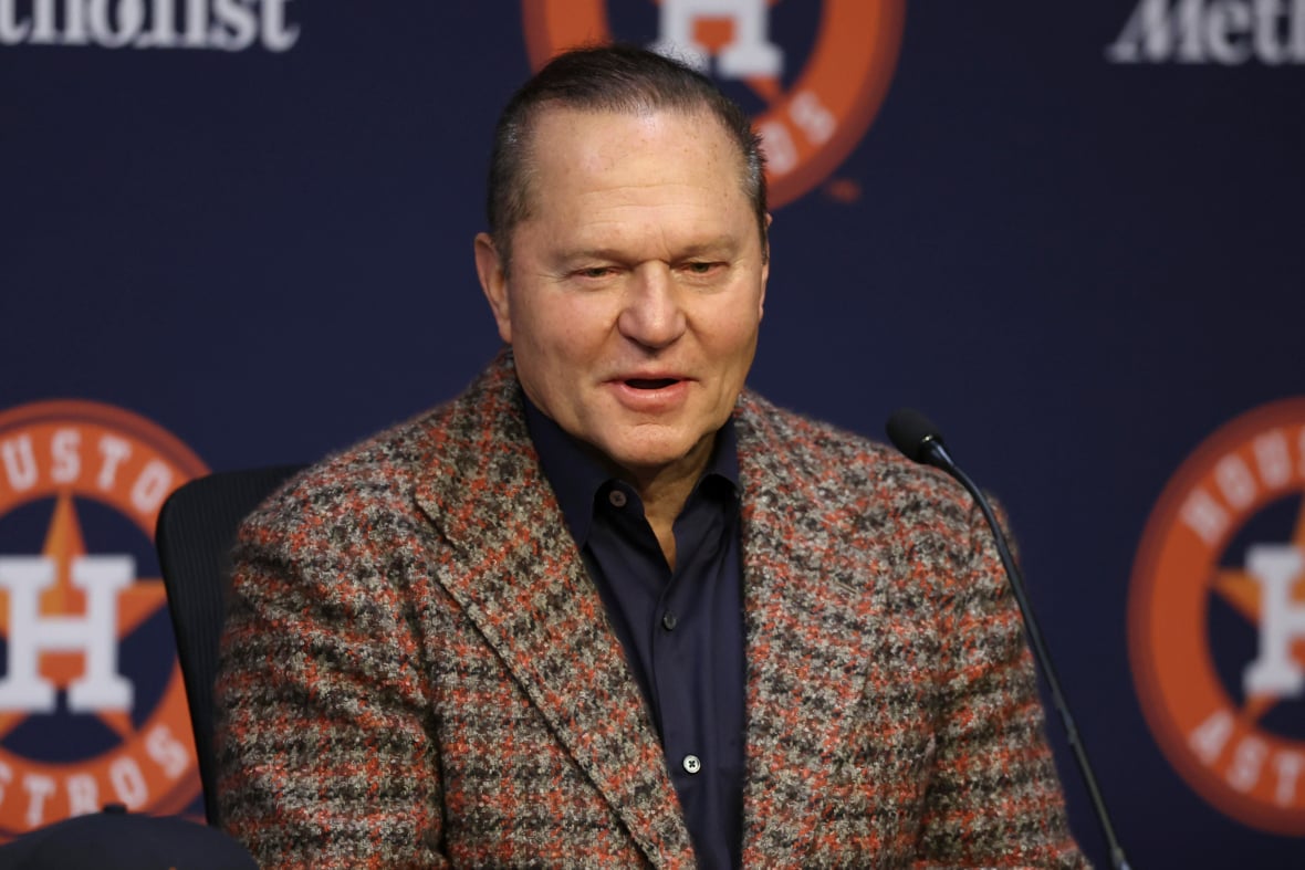 https://sportsnaut.com/wp-content/uploads/2026/02/MLB-Houston-Astros-Press-Conference-27937913-1180x787.jpg