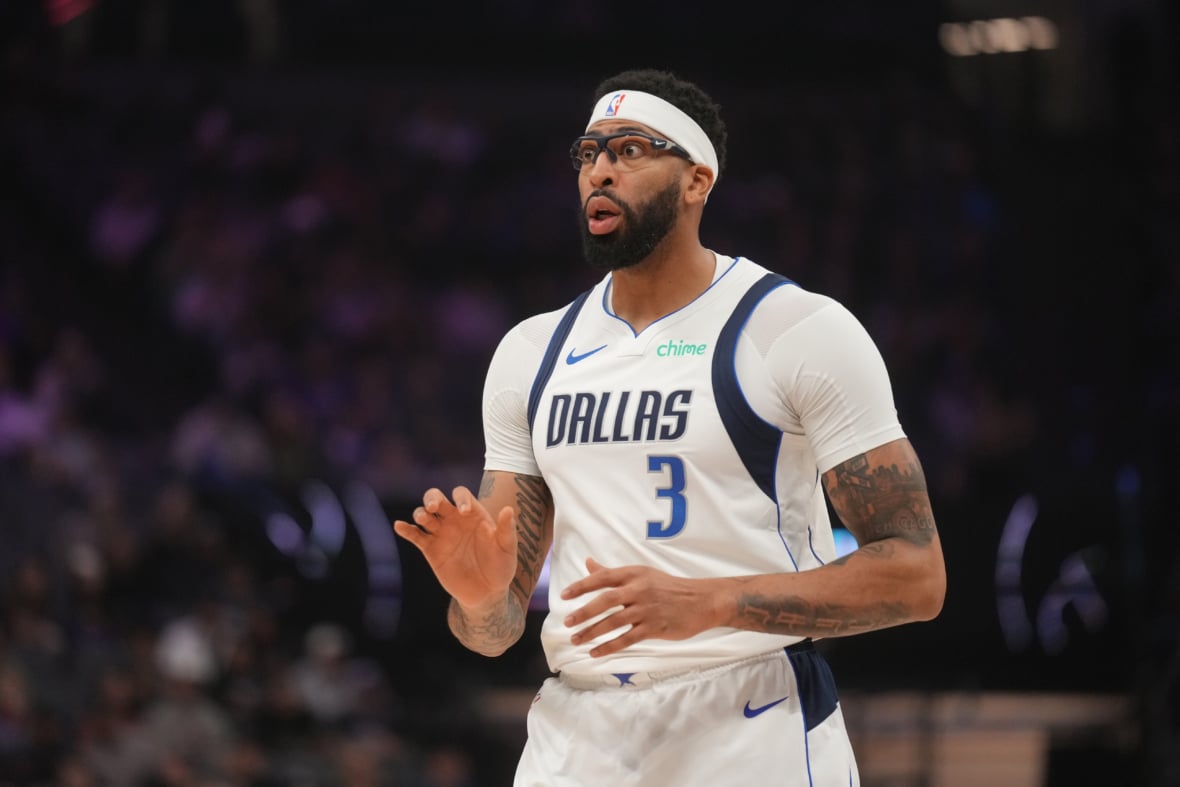 https://sportsnaut.com/wp-content/uploads/2026/02/NBA-Dallas-Mavericks-at-Sacramento-Kings-27948168-1180x787.jpg