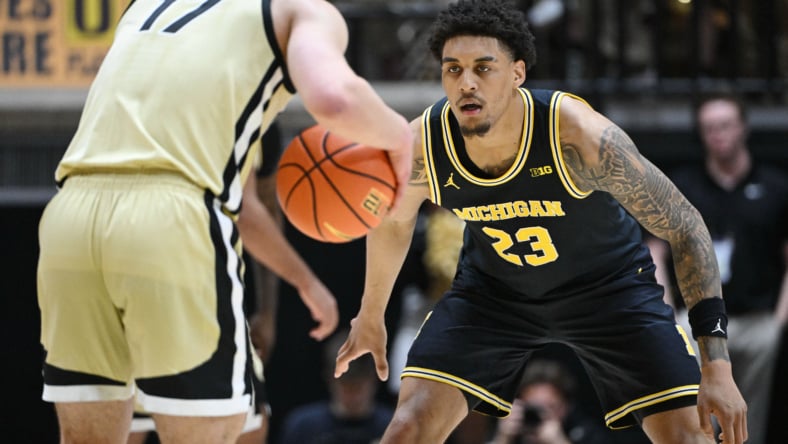 college basketball rankings