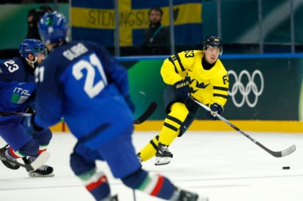 Olympics: Ice Hockey-Men Group B - SWE-ITA