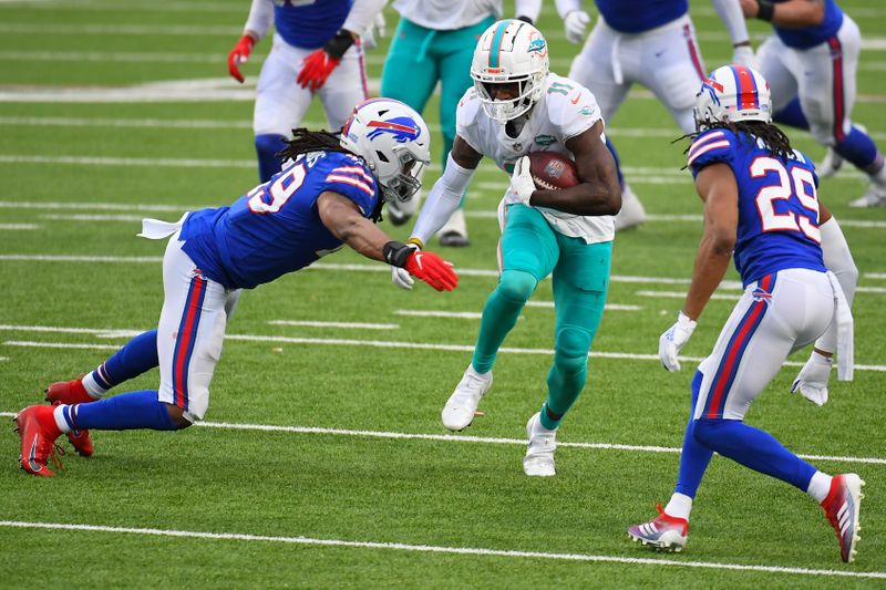 Miami Dolphins rumors: Team wants to get more help for DeVante Parker